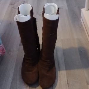 White mountain brown boots